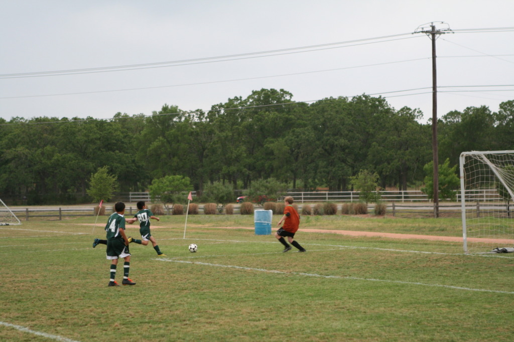2011/04(April)/soccer/1024x768_2011-04-30-Soccer Tournament-124.JPG